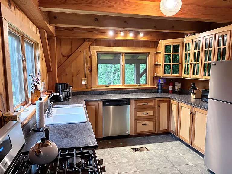 285 Bailey Rd — Photo 21