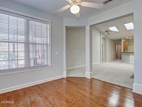4th image of 1133 Greensview Cir