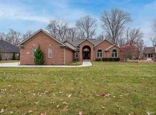 8327 Heartwood Dr, Newport, MI 48166