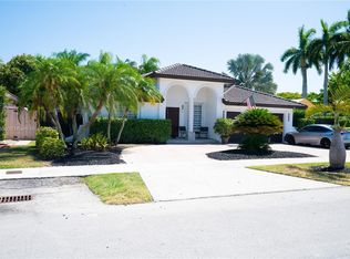 16002 SW 103rd Ln, Miami, FL 33196