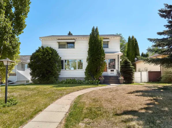 9717 143rd St NW, Edmonton, AB T5N 2R3