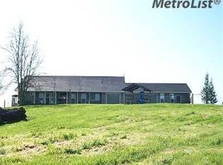 20400 Frazier Rd, Linden, CA 95236