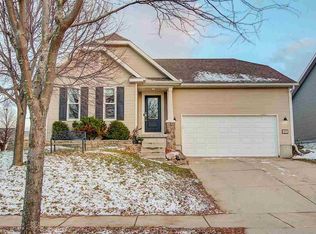 913 Vernon Rd, Madison, WI 53704