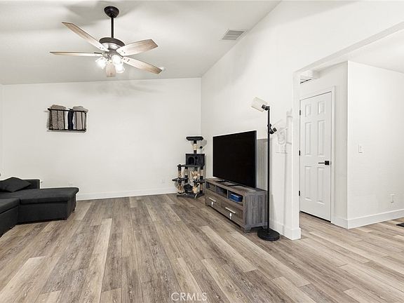 3rd image of 14366 Carnegie Rd