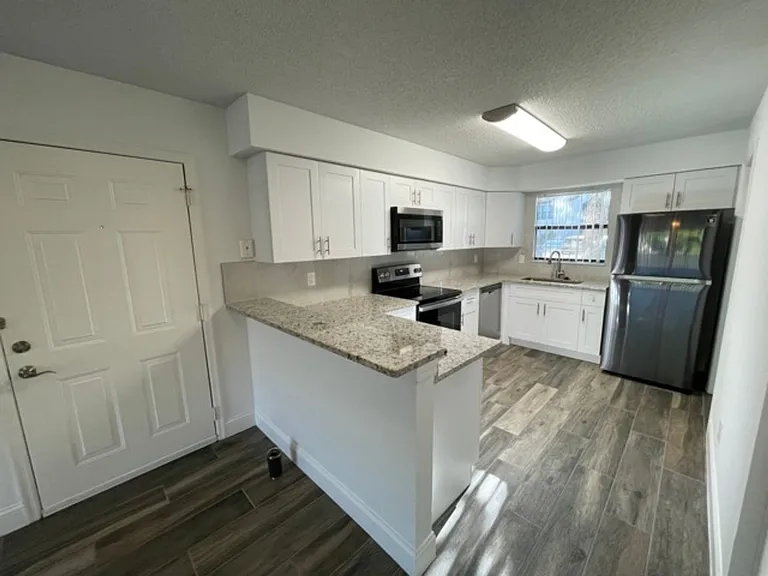 2190 Arbour Walk Cir #2216 — Photo 1