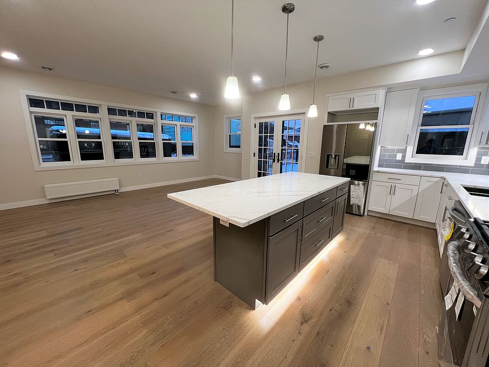 Living & Kitchen