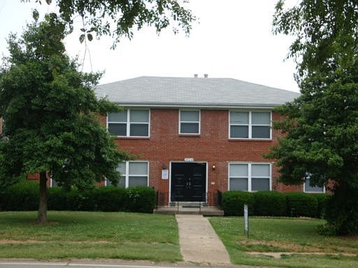 1st image of 2004 Goldsmith Ln APT 4