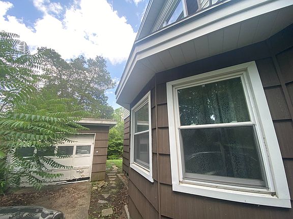 4th image of 504 Worthington Dr