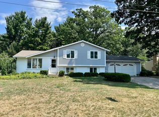 4948 Stony Creek Ave NW, Comstock Park, MI 49321