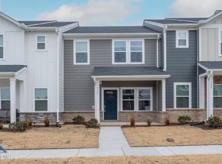 730 Chandler Stone Dr, Zebulon, NC 27597