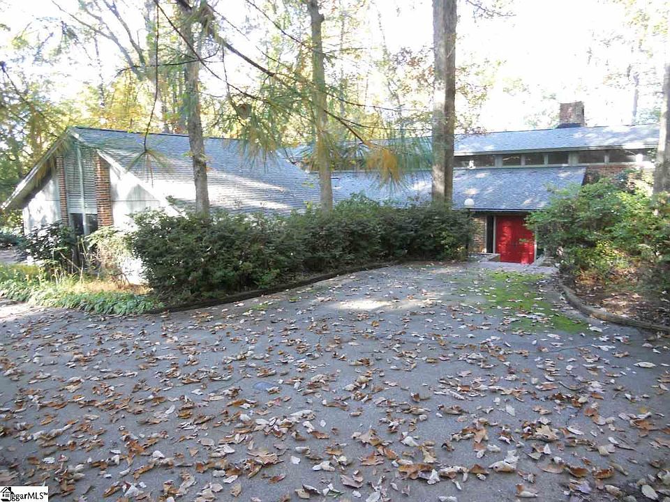 1st image of 133 Whittington Dr