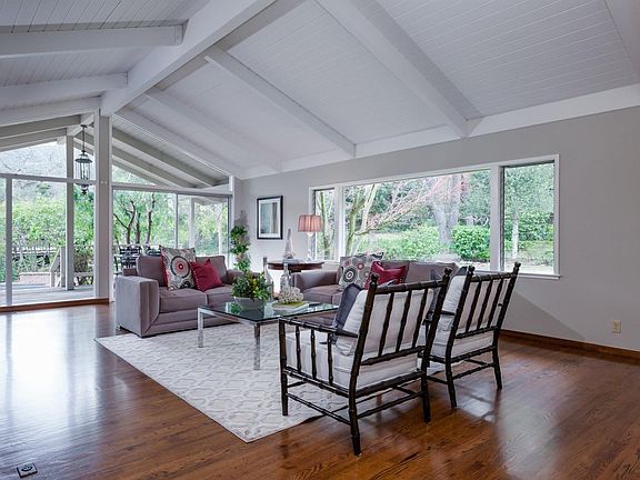 4th image of 18826 Blythswood Dr
