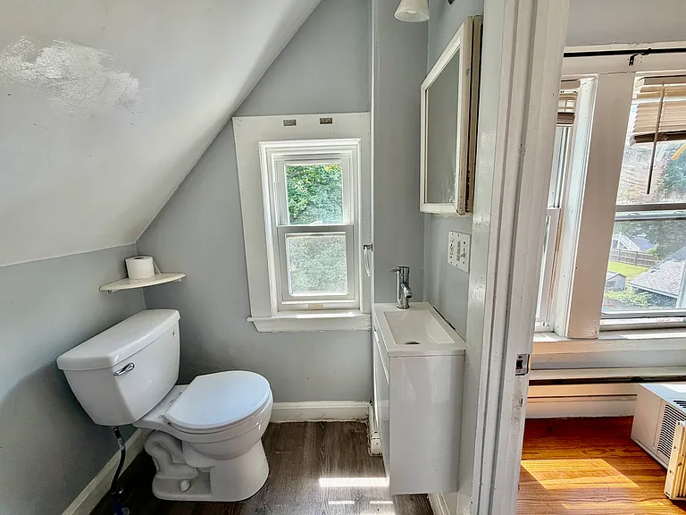 32 Stedman Ave #B1 — Photo 21