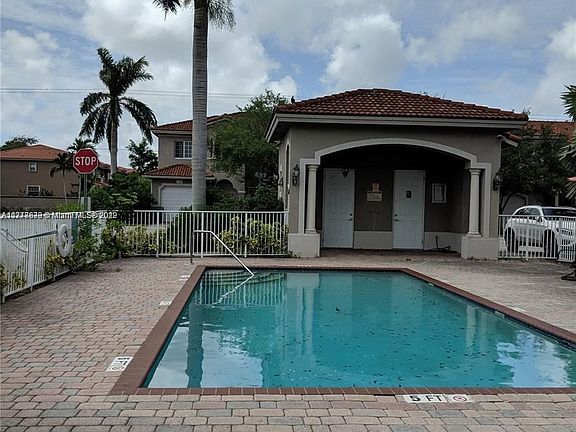 5th image of 7953 SW 120th Ave #0