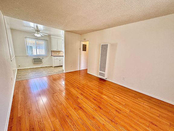 3rd image of 8750 Woodman Ave APT 18