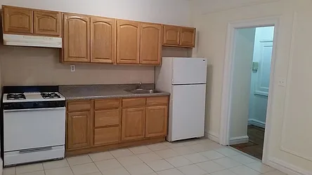 Rented by NYLA Realty