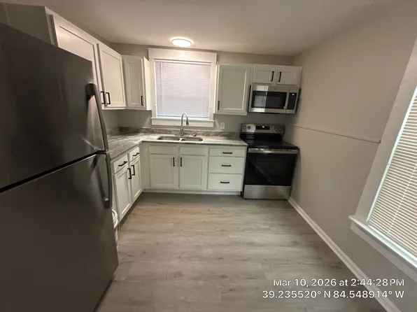 7824 Harrison Ave, Cincinnati, OH 45231