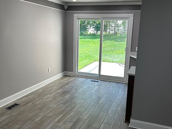 Kitchen Nook/Dining area