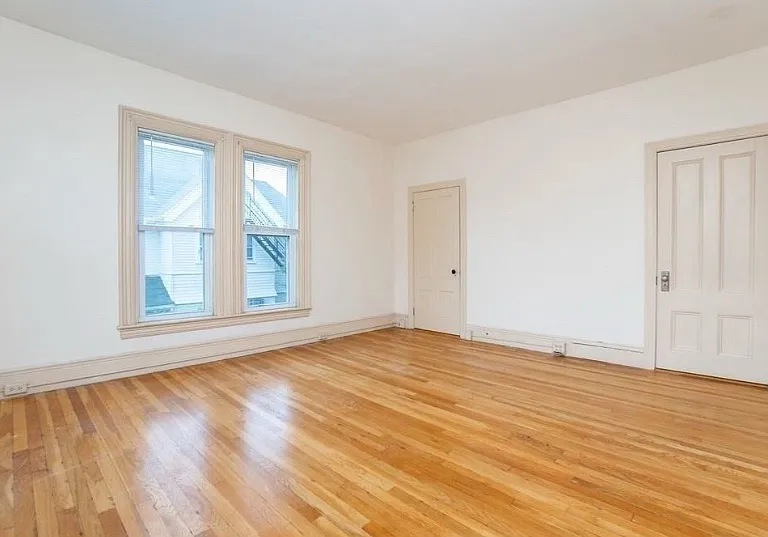 101 Central Ave — Photo 3