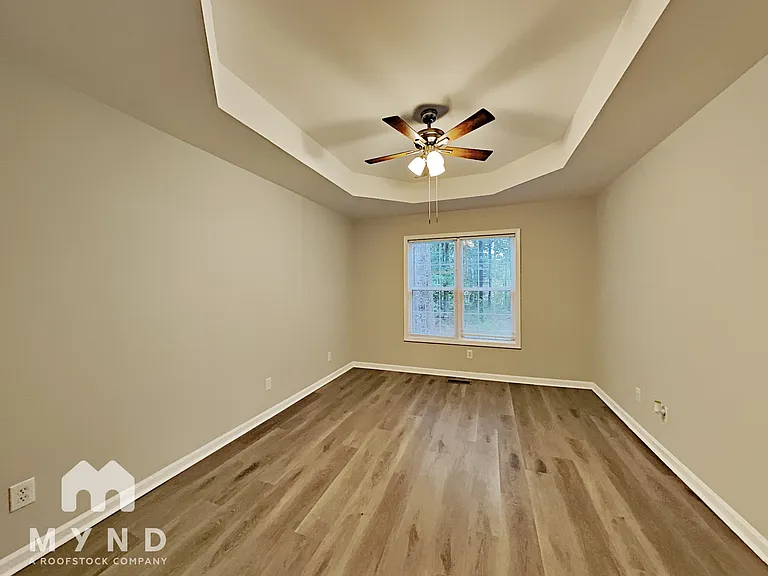 618 Kilbart Ct — Photo 11