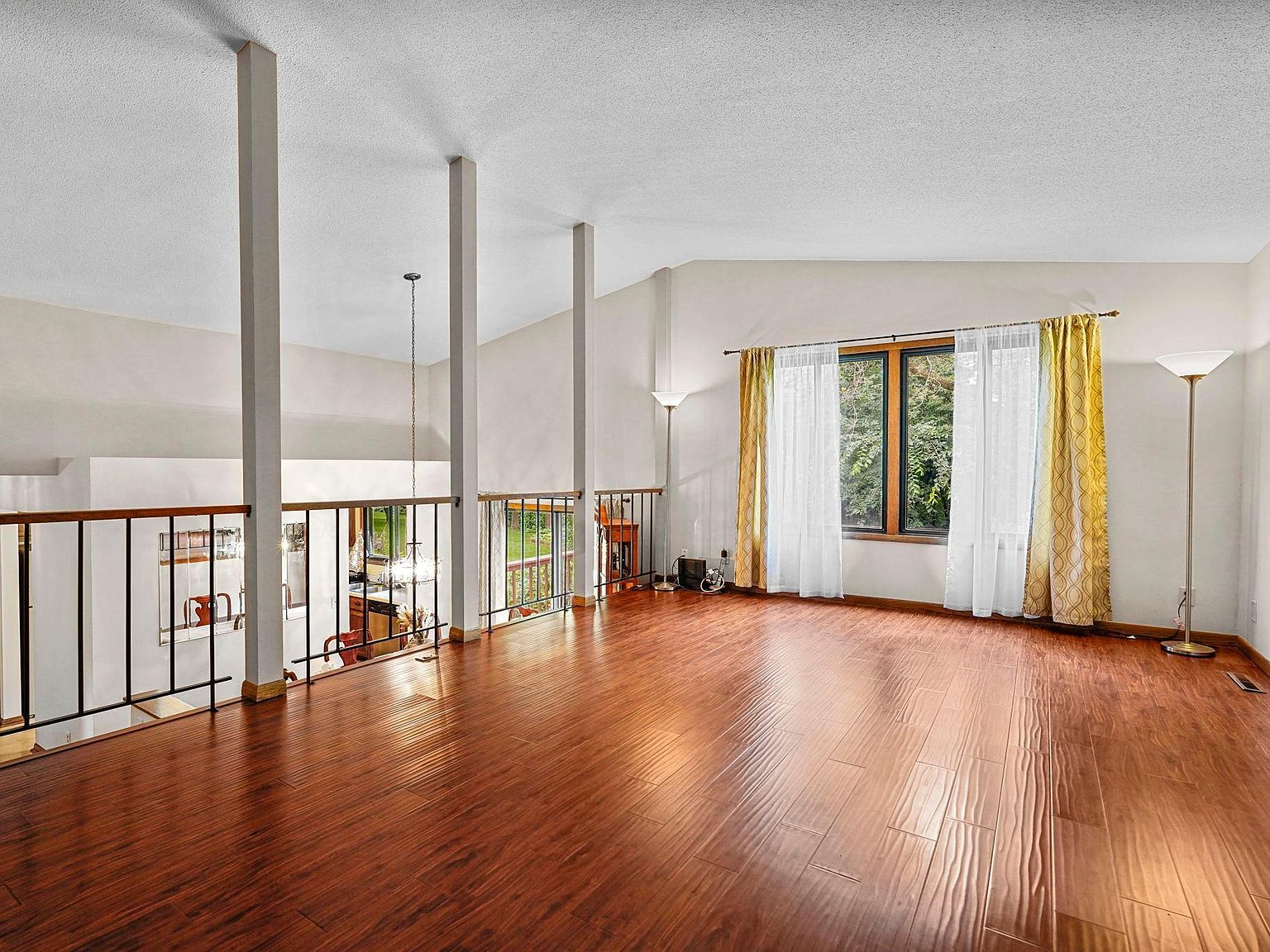 9865 Garrison Way, Eden Prairie, MN 55347 | Zillow