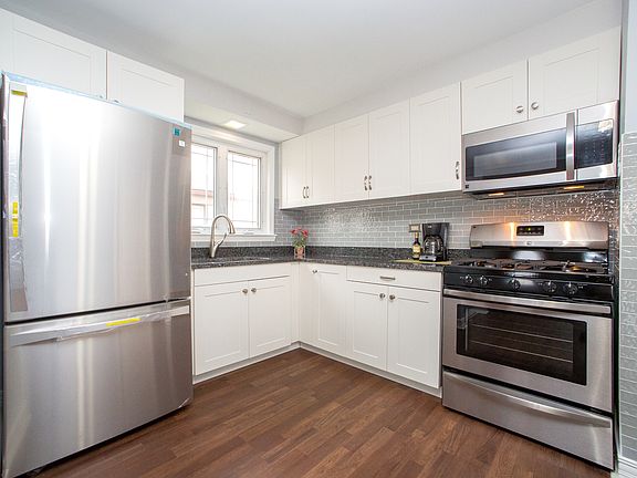 4th image of 5642 S Moody Ave