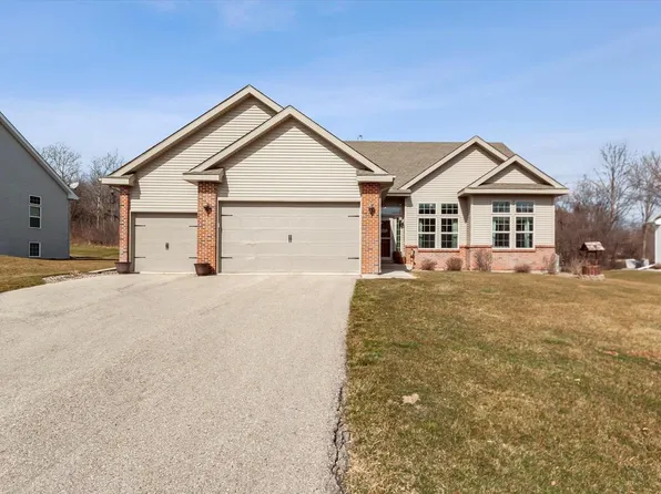 1013 East Superior Drive, Edgerton, WI 53534