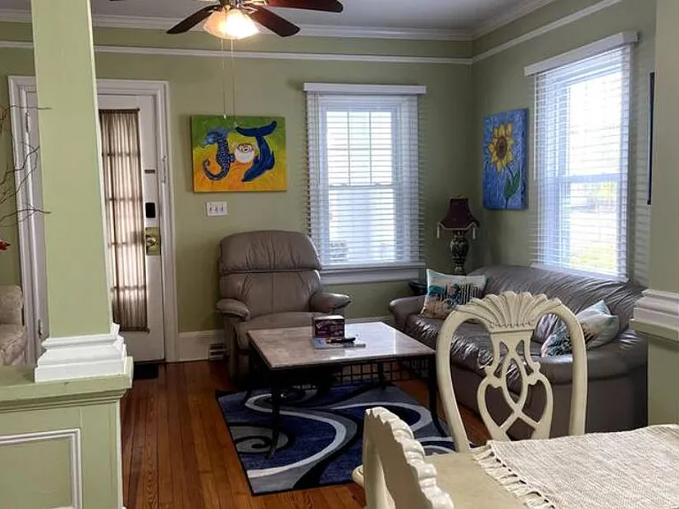 317 Elberon Ave — Photo 8