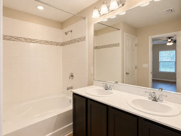 817 Trellis Bay Dr — Photo 15