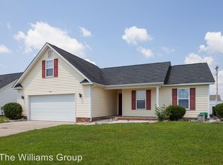 1936 Yellowbrick Rd, Fayetteville, NC 28314