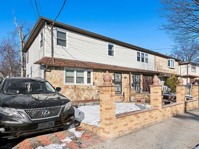 13914 Springfield Blvd, Jamaica, NY, 11413