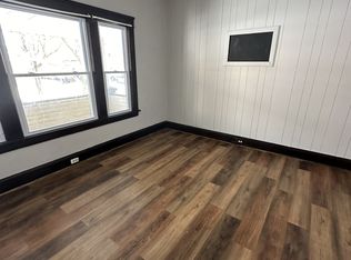 3342 W 82nd St, Cleveland, OH