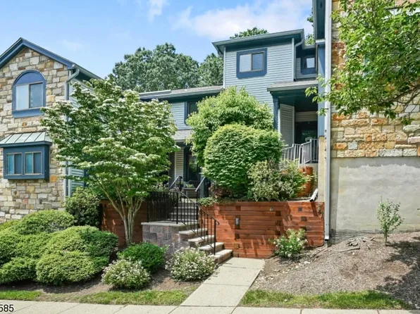 41 Overlook Dr, Independence Twp., NJ 07840