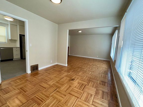 4th image of 2370 41st Ave