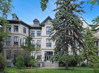 589 Rideau St #405, Ottawa, ON K1N 6A1