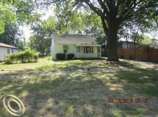 26386 Spicer St, Madison Heights, MI