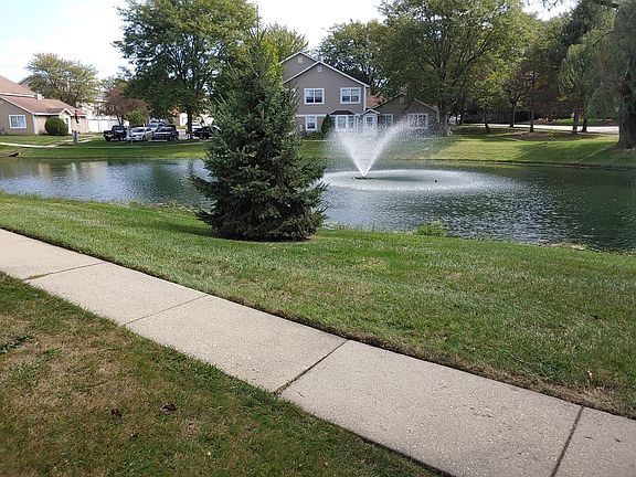 3rd image of 421 N Lake Shore Dr