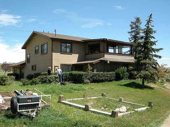 Looking from entrance of driveway in spring.