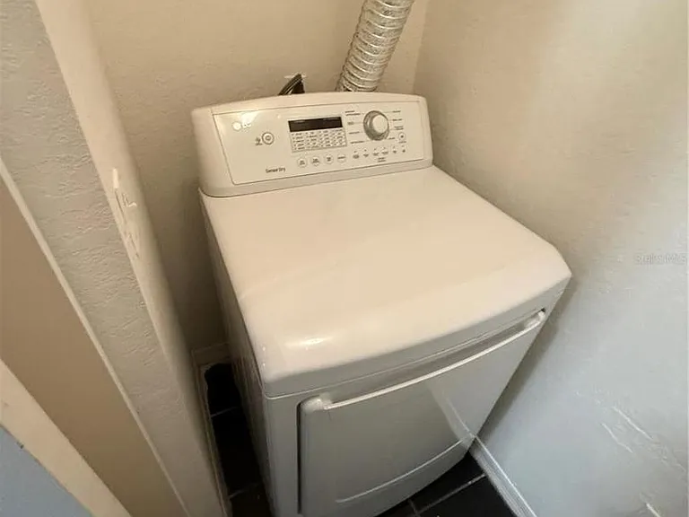 Unit Photo