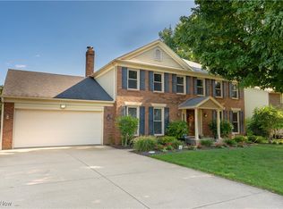 3424 Cornwall Dr NW, Canton, OH 44708