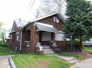 111 E Archer Ave, Peoria, IL