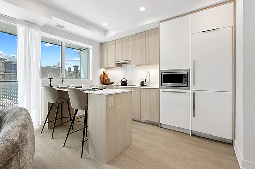 74 Nicholas St Photo 1