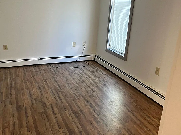16 Cushing St #4 — Photo 12