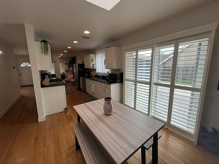 8342 Hillgrove St — Photo 12