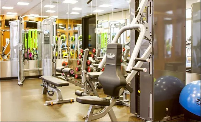 Rented by Compass | media 28