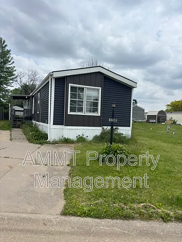 1735 Blackhawk Dr Photo 1