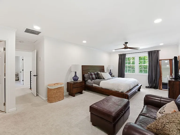8904 Arley Dr — Photo 13