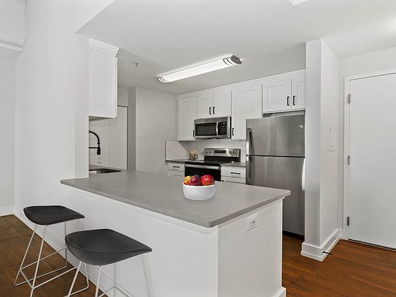 Renovated kitchens with premium finishes are available for upgrade. Ask the leasing team for more details.