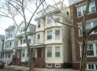 343 Elm St, Newark, NJ 07105