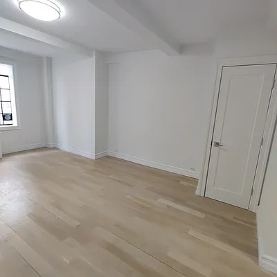 Rented by Palladium Property Group | media 5